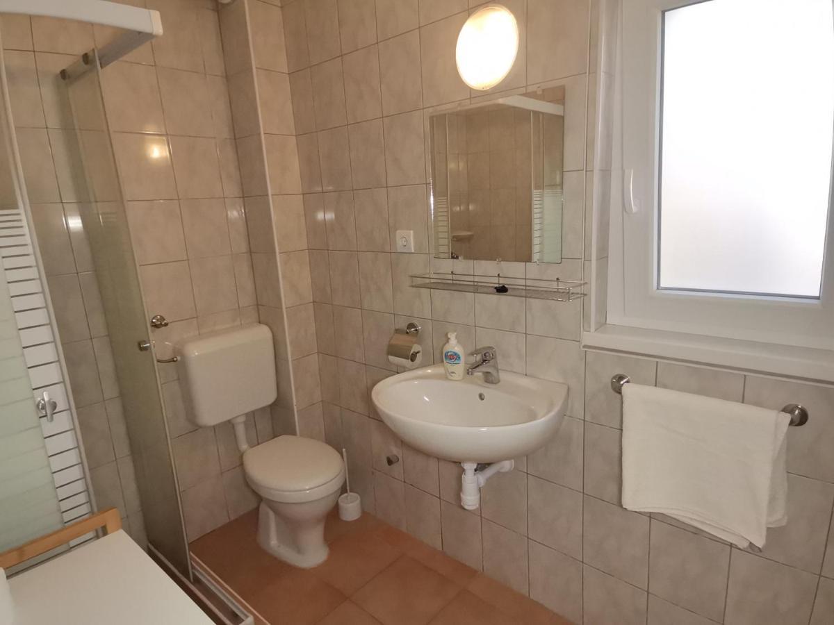 Gyöngyvirág Apartmanház Hajdúszoboszló Esterno foto
